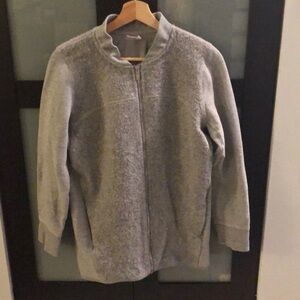 Lululemon | 8 | Light Heathered Grey Zip-Up Bomber
